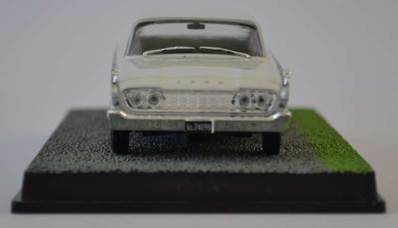 James Bond 007 Ford Ranch  Wagon - From Russia with Love Model Car Scale 1:43 as per photo