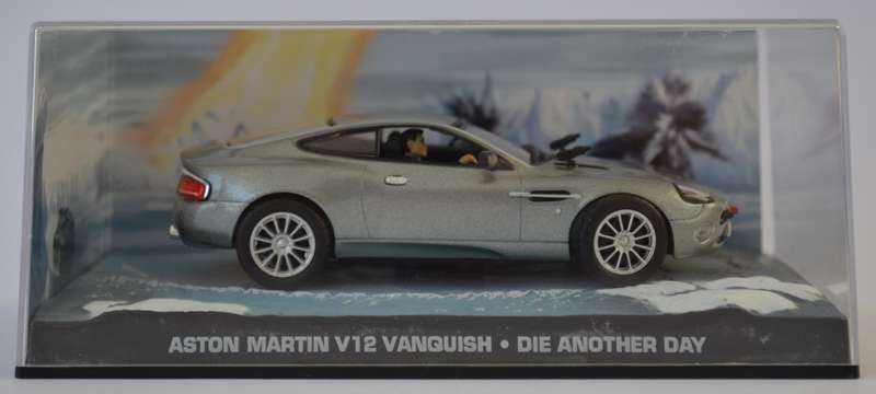 James Bond 007 Aston Martin DBS - Quantum of Solace Model Car Scale 1:43 as per photo