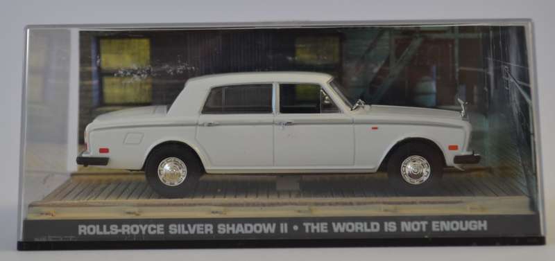 James Bond 007 Rolls Royce Silver Shadow II-The World Is Not Enough Model Car Scale 1:43 as per phot