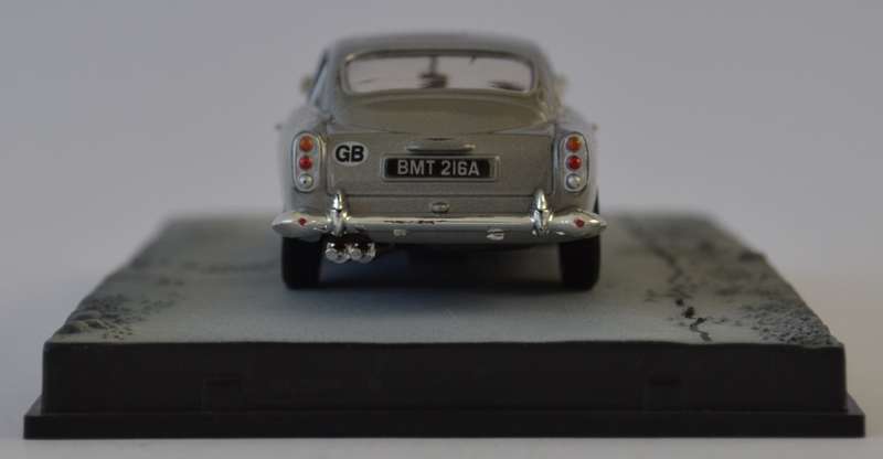 James Bond 007 Aston Martin DB5 - Skyfall Model Car Scale 1:43 as per photo