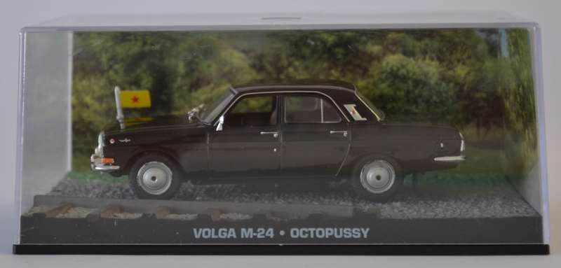 James Bond 007 Volga M-24 - Octopussy Model Car Scale 1:43 as per photo