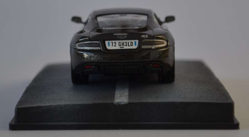 James Bond 007 Aston Martin DBS - Quantum of Solace Model Car Scale 1:43 as per photo