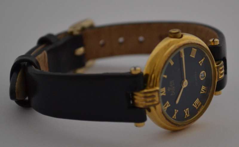 Buren Vintage Ladies Watch. Working as per photo
