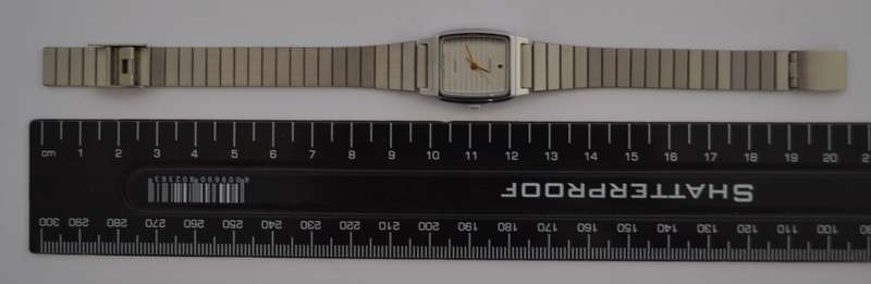 Casio Quartz Ladies Watch, Brand new, Working as per photo