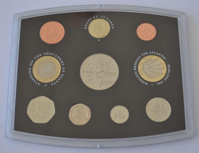 2001 United Kingdom Proof Set as per photo