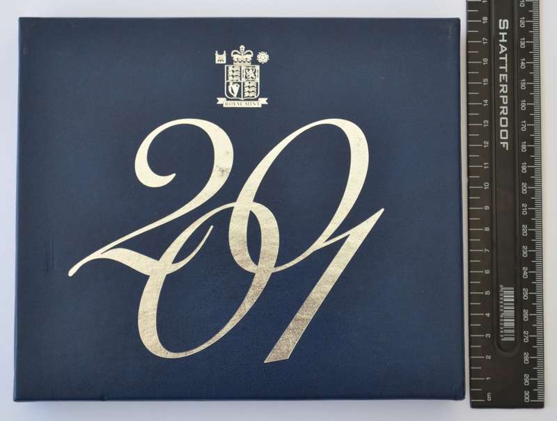 2001 United Kingdom Proof Set as per photo