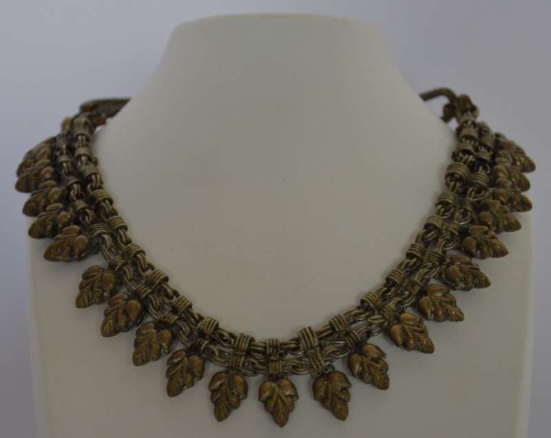 Vintage Indian Costume Jewelry Necklace length 40cm as per photo