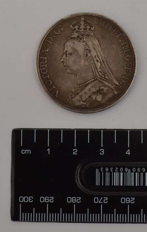 1889 Queen Victoria Sterling Silver Crown weight 28g diameter 38mm as per photo