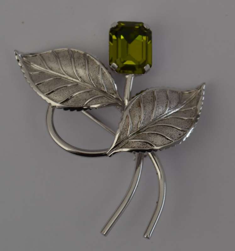 Vintage Sterling Silver Van Dell Green Faceted - Emerald Cut Stone Brooch as per photo