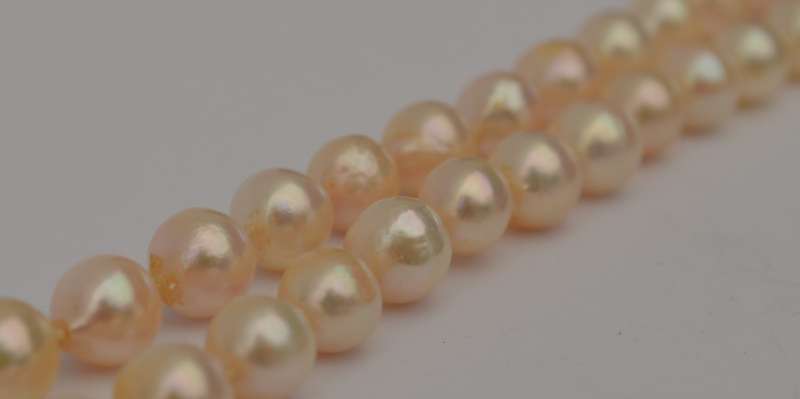 9k Gold Vintage String of Pearls 50cm weight 27g as per photo