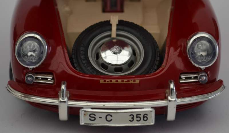 Burago Porche 356B model car scale 1:18 as per photo