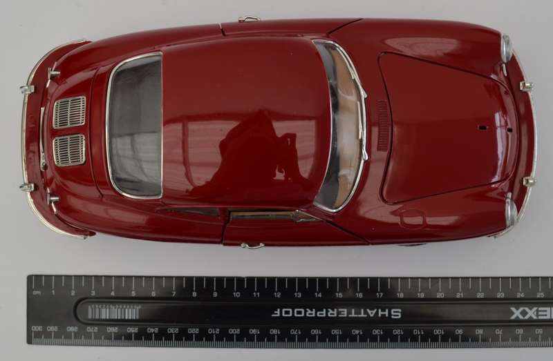 Burago Porche 356B model car scale 1:18 as per photo