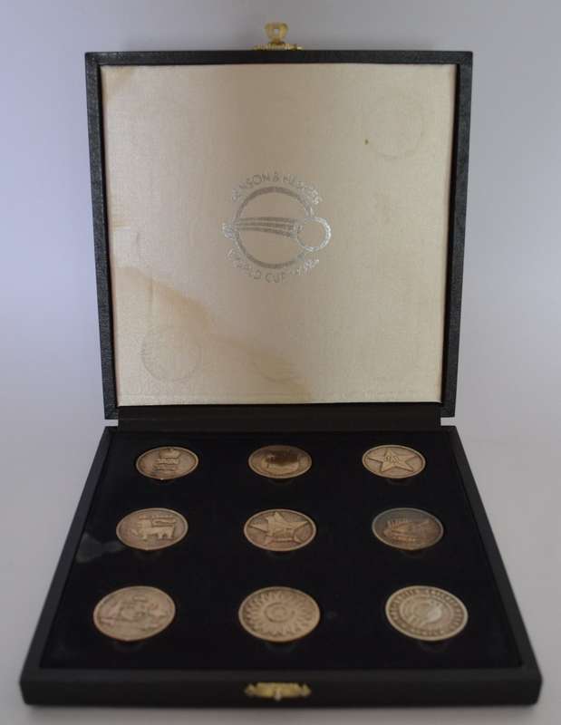 Benson & Hedges Cricket World Cup 1992 Silver Medallions weight 156g as per photo