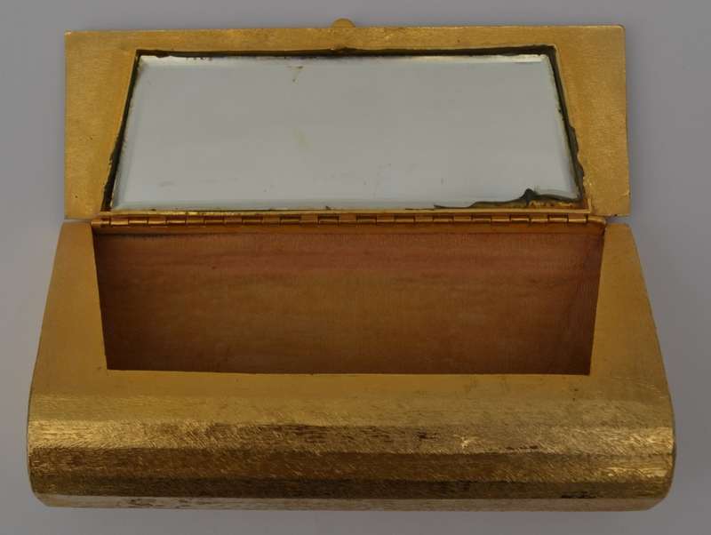 Vintage Metal Clutch Purse with Pearl Embellishments