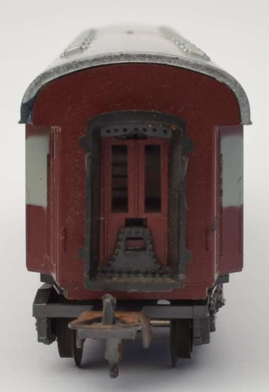 Lima SAR 2nd Class Coach 23344 as per photo