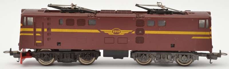 Lima E919 SAR Locomotive as per photo