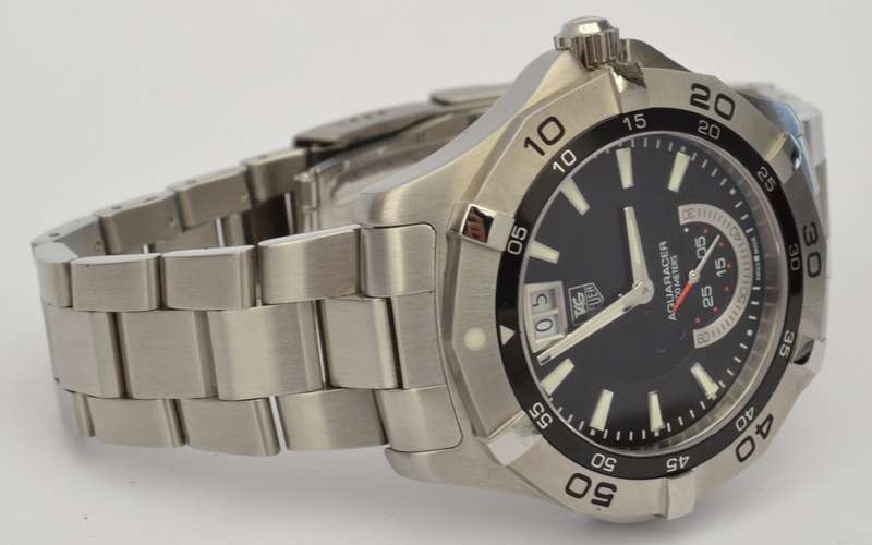 Tag Heuer Aquaracer Men`s watch 300 meters with Date WAF1010 EEK2975 with box & Papers as per photo