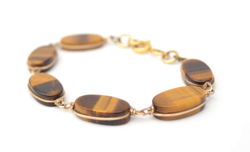Vintage Tiger-Eye Bracelet with 9k Gold Clasp length 19cm