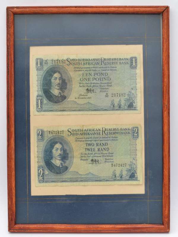 Framed MH De Kock  SA 1 Pound & SA R2 Banknotes