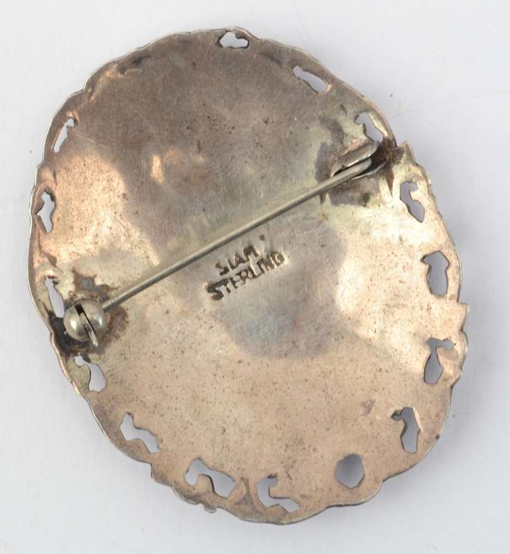 925 Siam Silver Brooch weight 8g as per photo