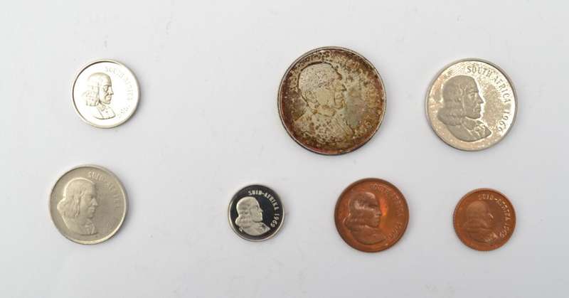 1969 SA Proof Set in red box