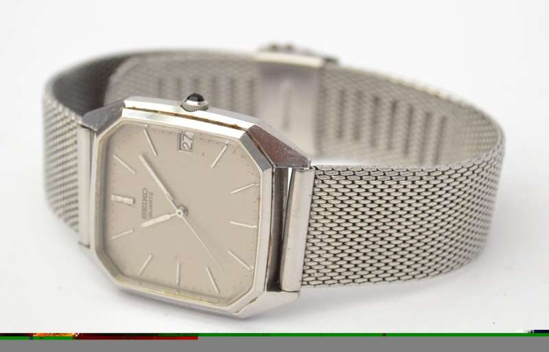 Seiko Unisex Stainless Steel Strap & date with adjustable strap