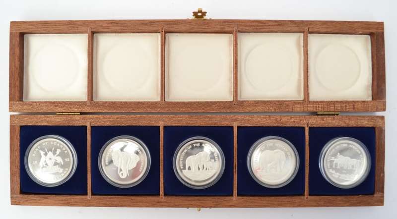 Bank of Uganda (999 Silver) Protection of the African Elephant Medallions as per photo