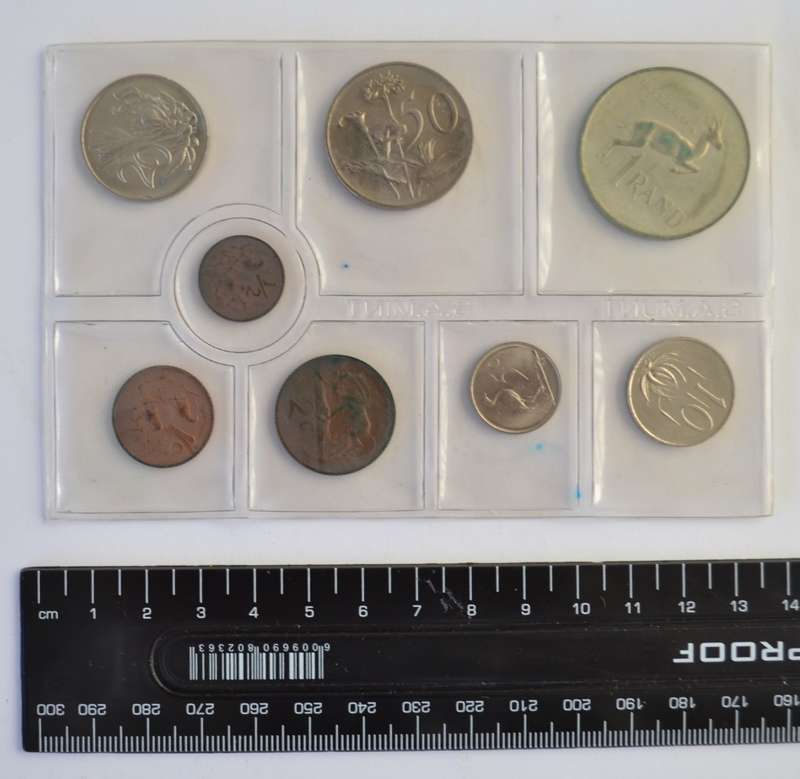 1975 SA Proof Set with Silver R1 as per photo