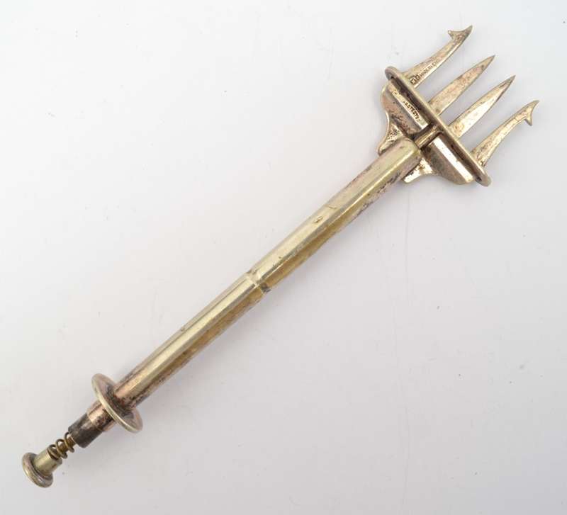 Vintage Victorian Spring Loaded Retractable EPNS Serving Fork as per photo