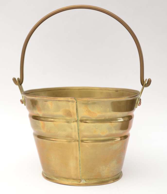Brass Bucket/Planter with handle as per photo