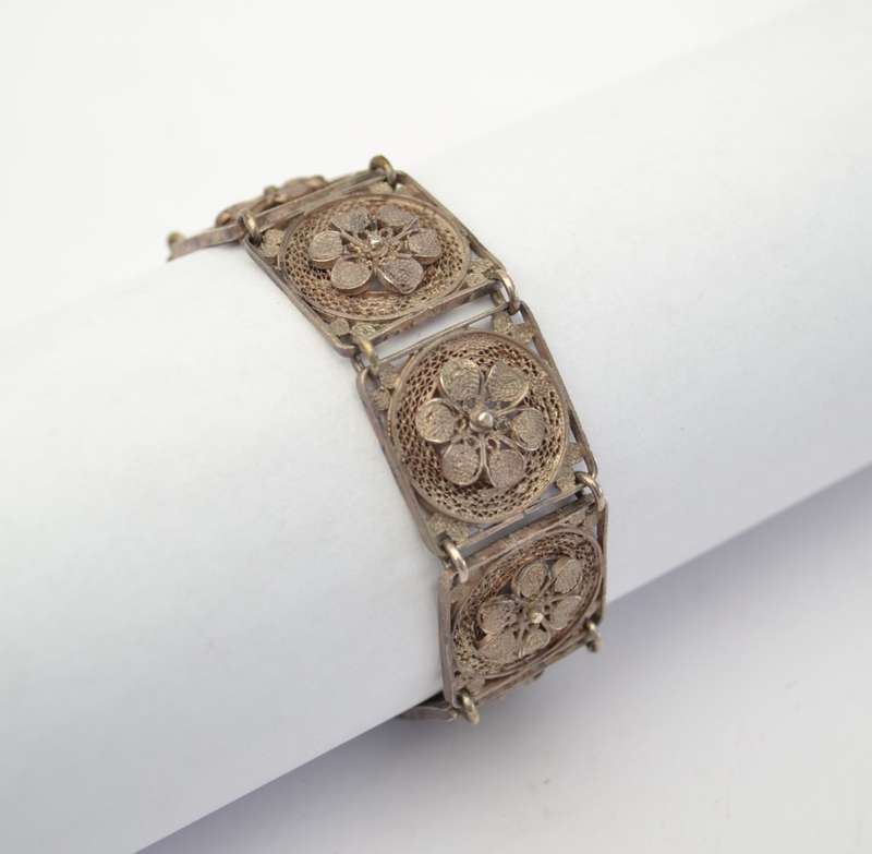 Vintage Sterling Silver Filigree Bracelet weight 27g as per photo