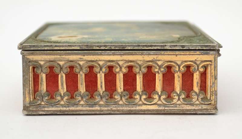 Vintage Jewelry Box as per photo