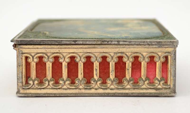 Vintage Jewelry Box as per photo