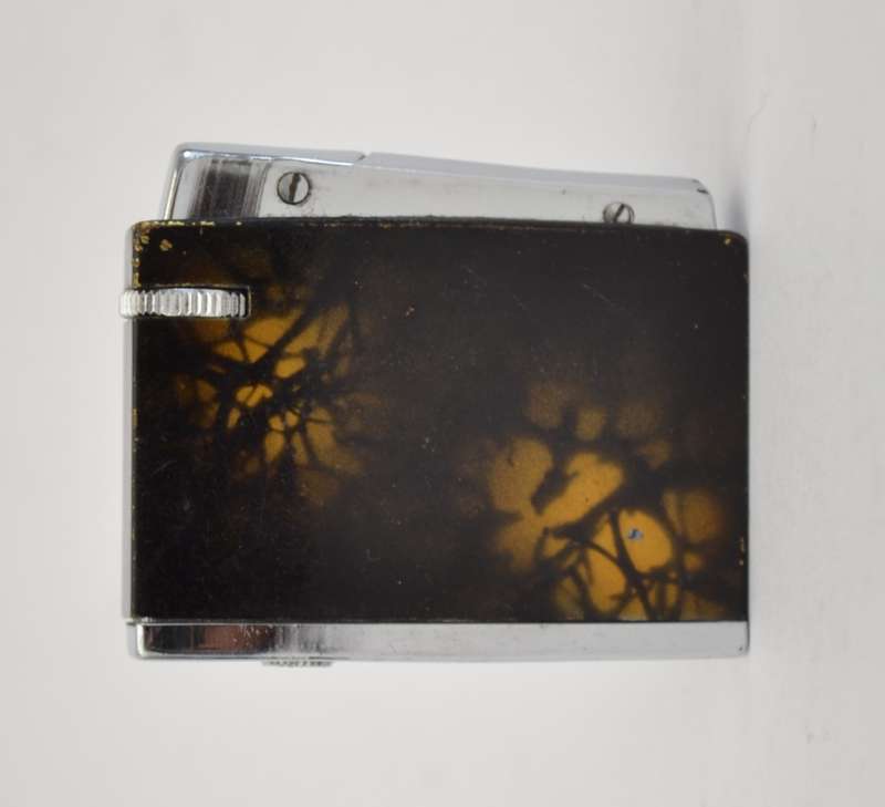 Vintage Minuet Gas Lighter as per photo