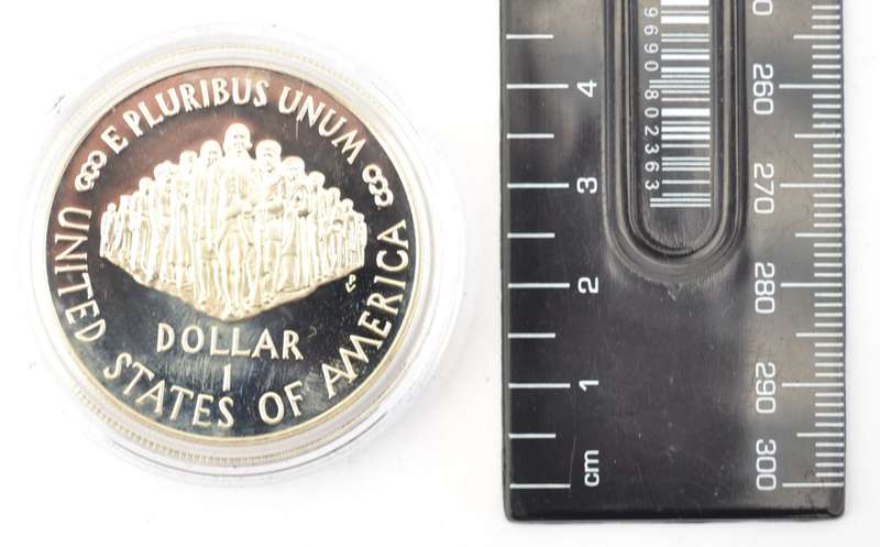 1987 Silver Dollar in box incl certificate as per photo