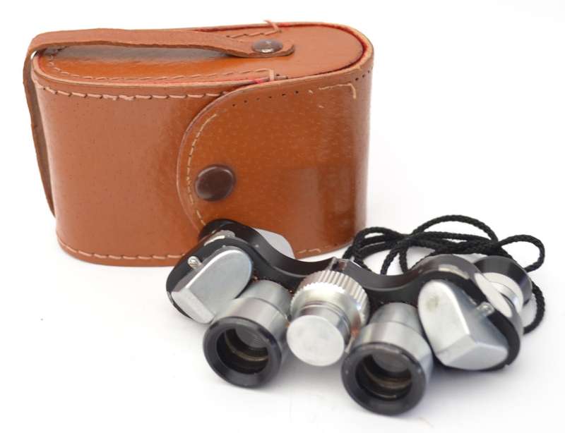 Vesper Optics Binoculars in original case as per photo