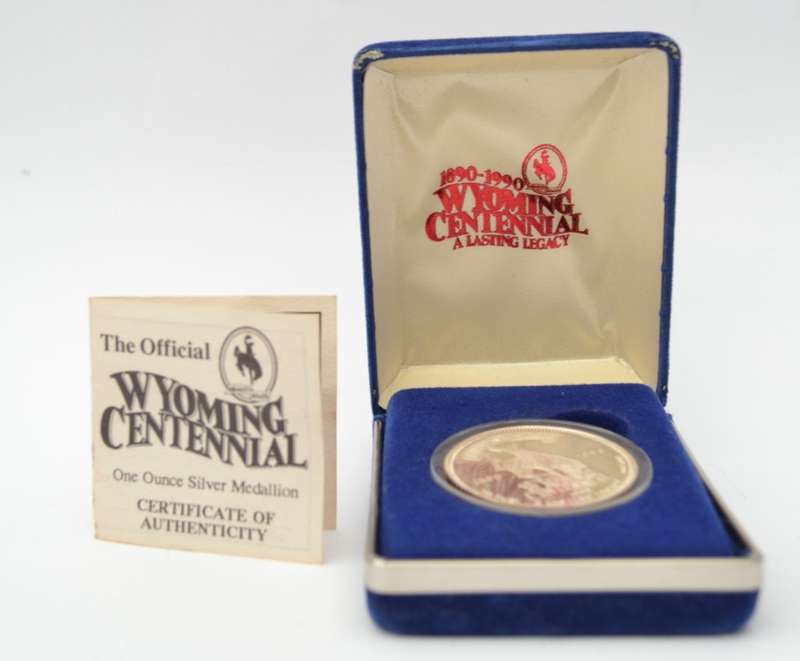 1990 Equality State of Wyoming 1 Ounce Silver Medallion as per photo