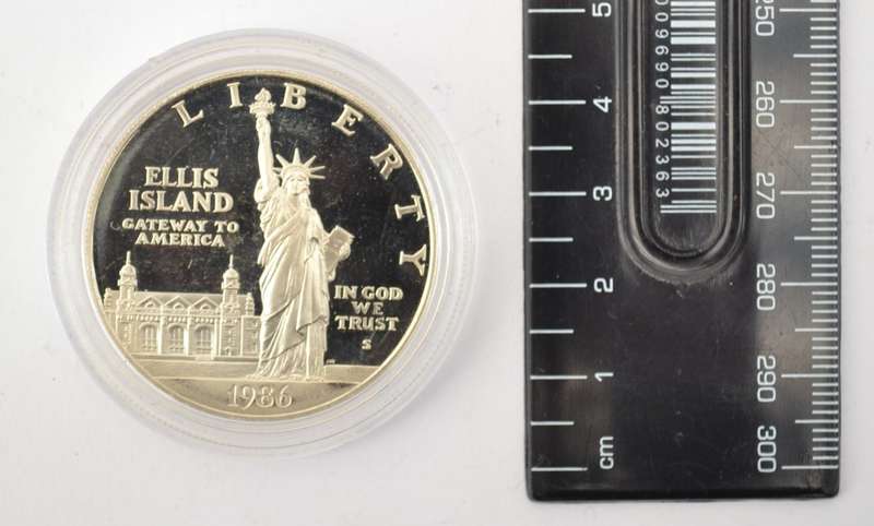 USA 1886-1986 1 Ounce Silver Medallion asper photo