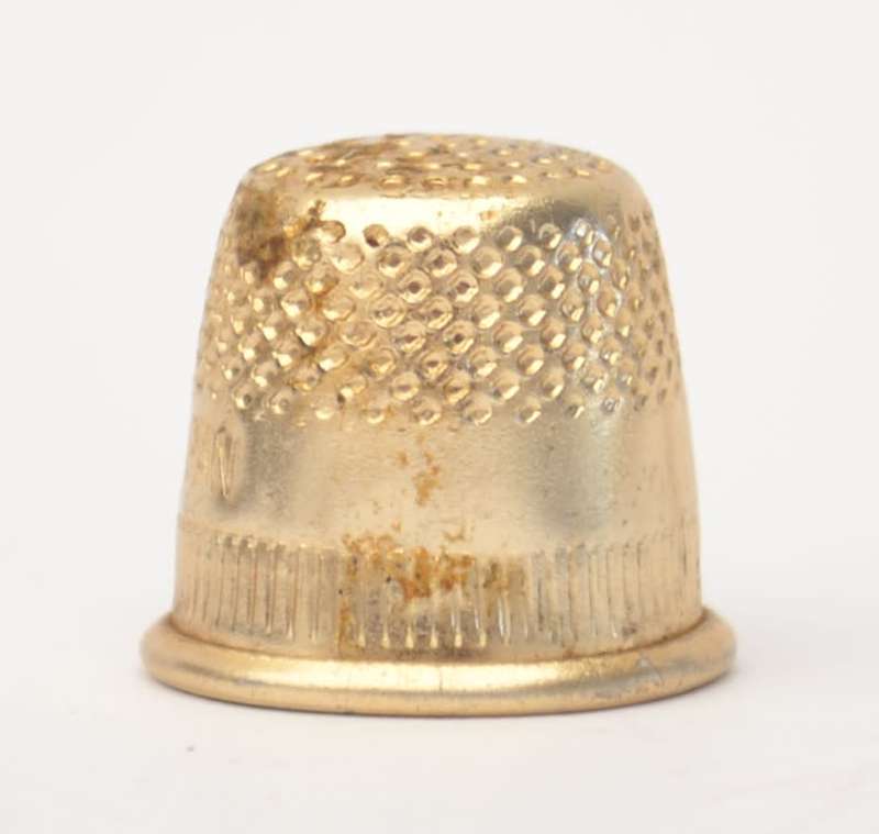 Gold Color Metal Thimble made in Japan in leather pouch as per photo