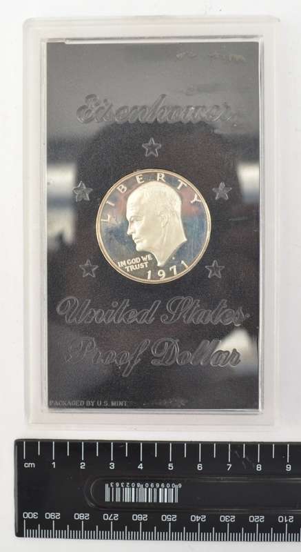 1971 Silver Dollar in casing 40% silver weight 25g as per photo
