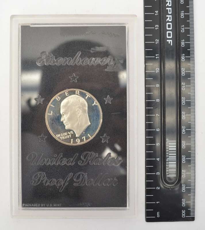 1971 Silver Dollar in casing 40% silver weight 25g as per photo