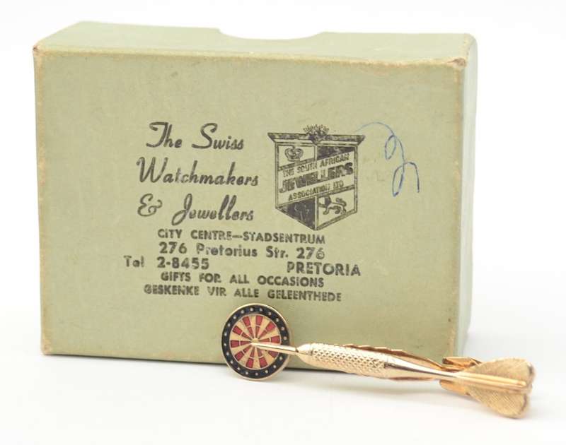 Gold Color Darts Tie Pin as per photo