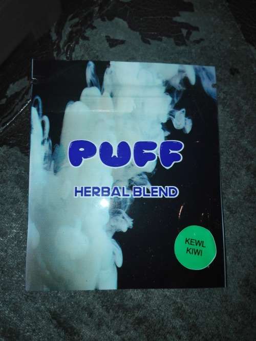 Puff herbal blend candy floss and sweet lavender,zesty orange,methol,kiwi