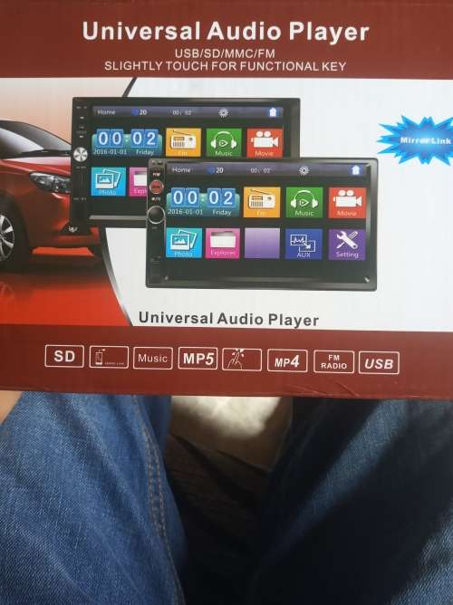 Car Radio with reverse Camera(small line on the screen)see pictures