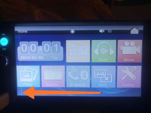 Car Radio with reverse Camera(small line on the screen)see pictures