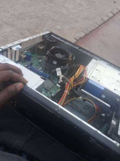 i5 Lenovo PC Box (NO HARDDRIVE)