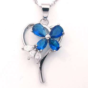**STUNNING WHITE GOLD BLUE SAPPHIRE PEAR CUT PENDANT WITH CHAIN**