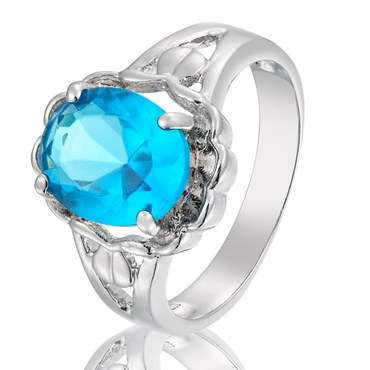**DESIGNER WHITE GOLD OVAL CUT AQUAMARINE COCKTAIL RING**