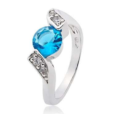 **STUNNING WHITE GOLD ROUND CUT AQUAMRINE RING**
