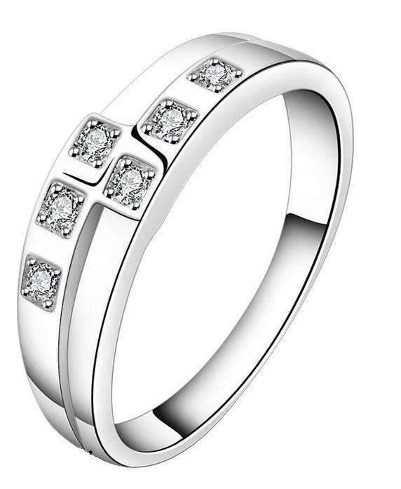 **CLASSIC UNDERSTATED MULTI DIAMOND WEDDING BAND **